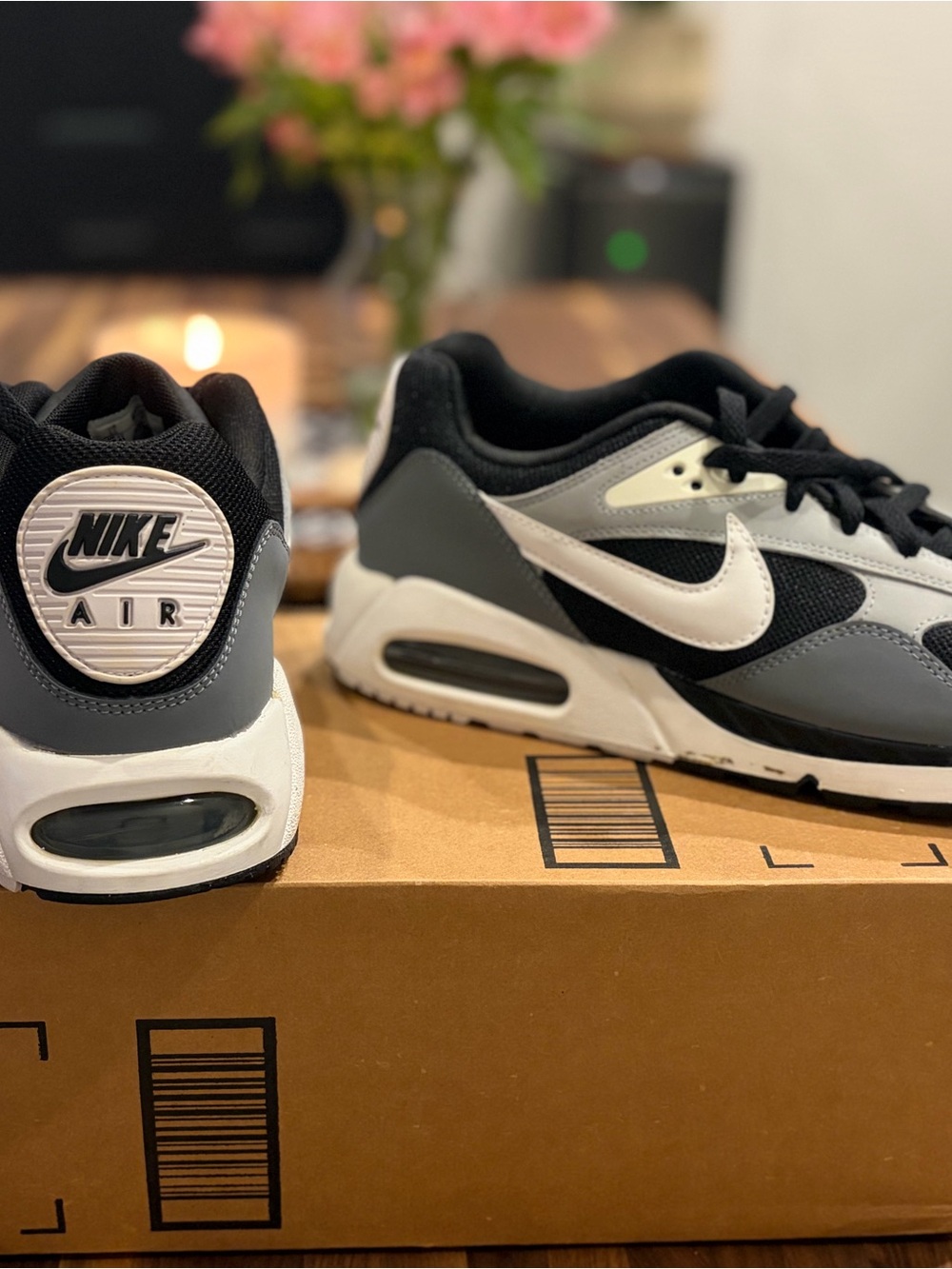 Nike Air in Gray Black and White Men’s Size 11